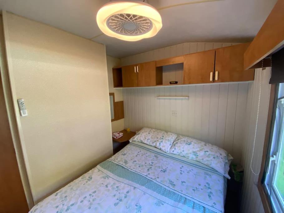 Mobil Home Calicanto Masía Aldamar Εξωτερικό φωτογραφία